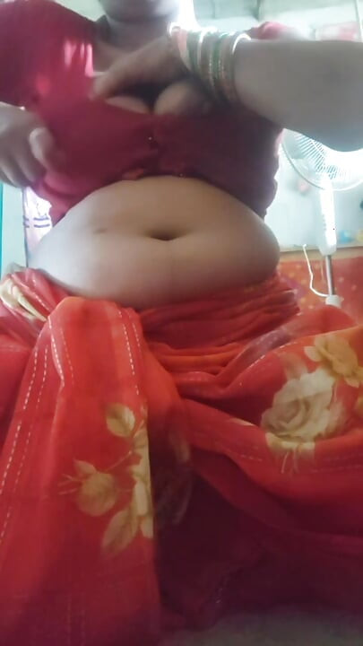 Desi mallu aunty fingerings pusssy to orgasam,aunty sex viral video, viral mms aunty