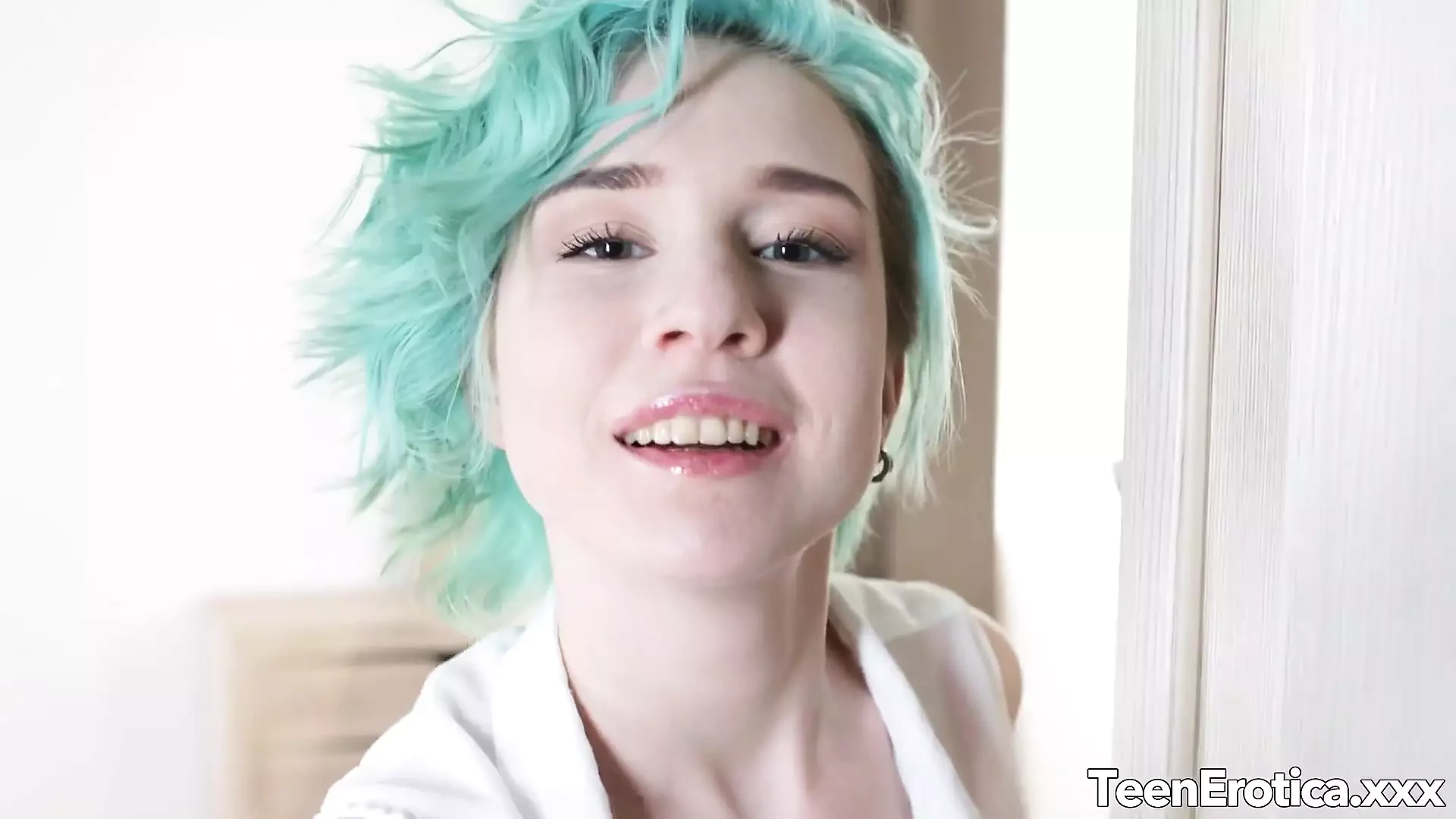 Alice egy anális szex falánk