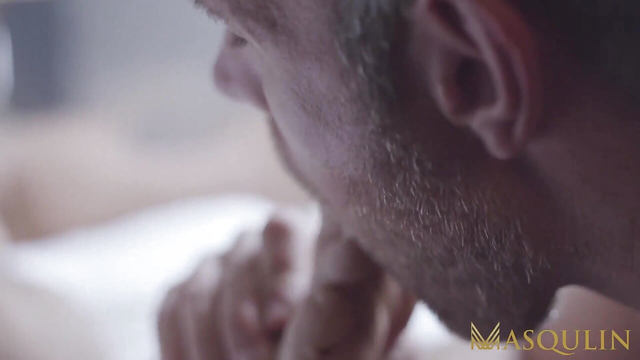 MASQULIN - Bearded hairy Markus Kage raw bred by Alex Mecum