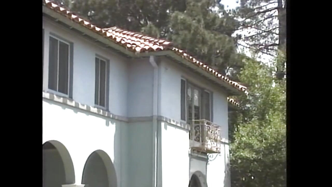 Sex Therapist Helps a Young Couple to Cum