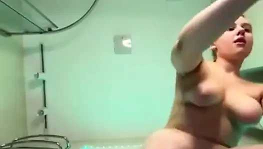 Squirt on Face