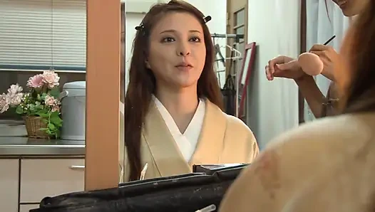 Зияющая киска, текущая мясистая сперма после интенсивного долбежа