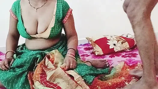Ich hatte ein Video von der Frau meines Freundes aufgenommen, wie sie mit jemand anderem Sex hatte, und ich sagte auch, dass wir Sex haben müssen, sonst deines Mannes