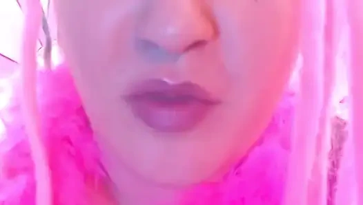 Dilime boşalmaya çalış zamanlamaya çalış ve döllerinle dilime vur