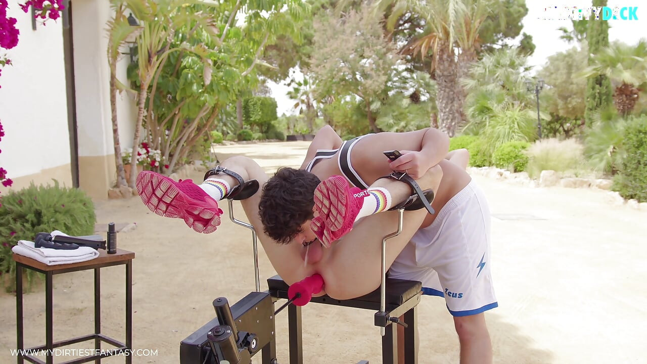 คลิปสั้นเกย์ลามก 2 - ฉี่ WC BDSM พรหมจรรย์