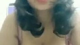 Desi miya khalifa con plena satisfacción de los servicios sexuales