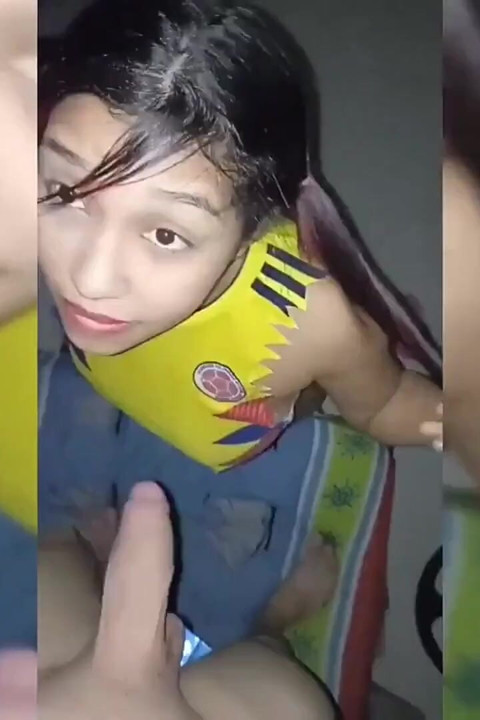 Üvey kız kardeşimle sevişmek ikinci düşüncem o kadar iyi değil Kanada'lı