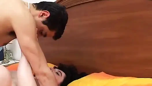 Amateur fat woman has sudden craving for cock