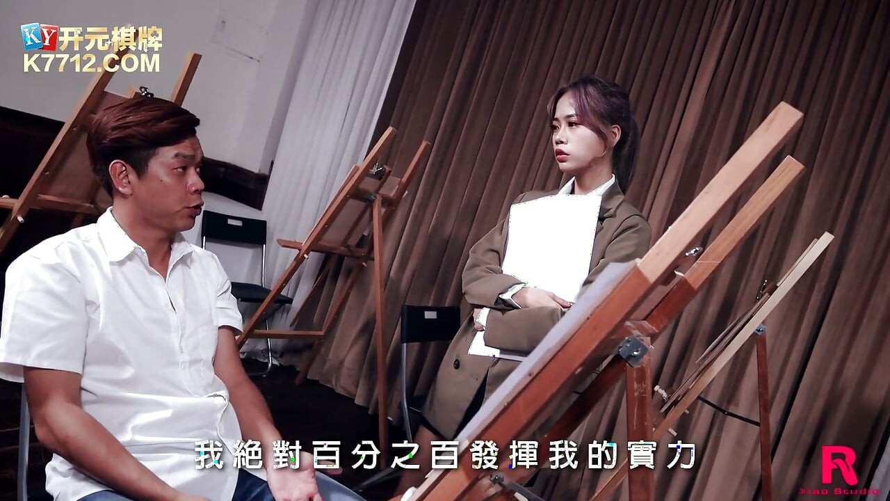 热辣的艺术课程 - 变态熟女和少女