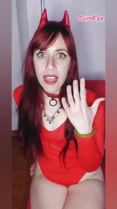 Shyyfxx yakalandı! Herkesin içinde en utanç verici seks deneyimlerim bölüm 2
