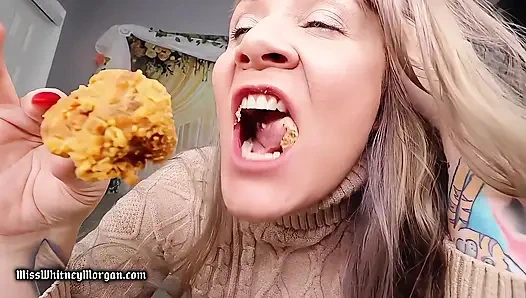 Miss Whitney Morgan: Fried Chicken Eating Asmr