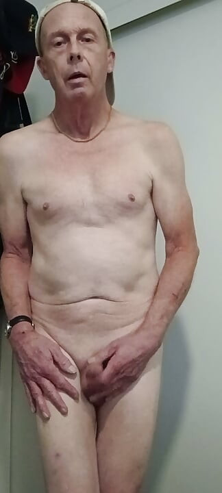 White Boy Jacks Off Exposing His Tiny Dicklet