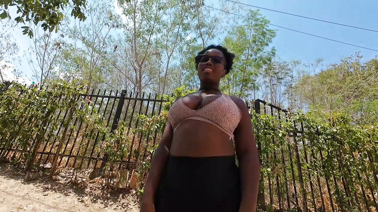 Breaking Her In Ebony Newbie Outdoor Model Casting Nice Ass Tits Pierced Slim Thick Bitch Got The Hoe Path Walking - Jhodez1