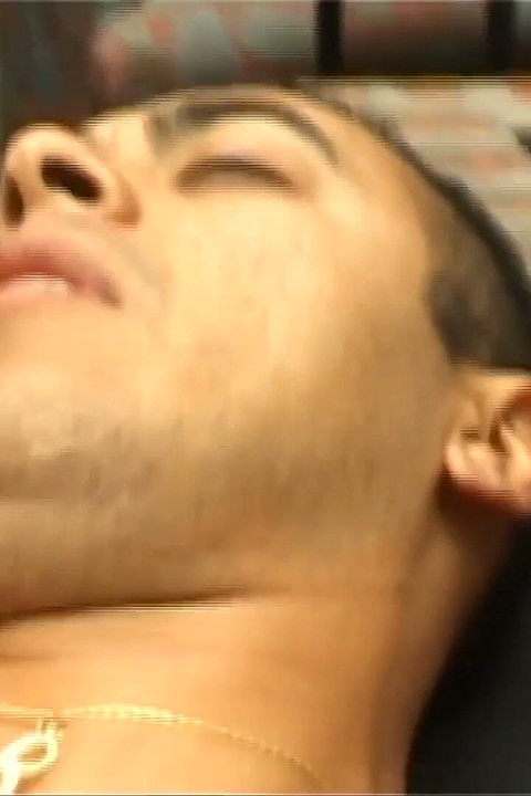 Anal pleasure for a nasty tranny