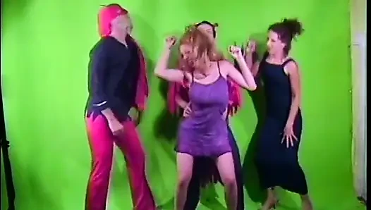 Bersenang-senang saat syuting porno