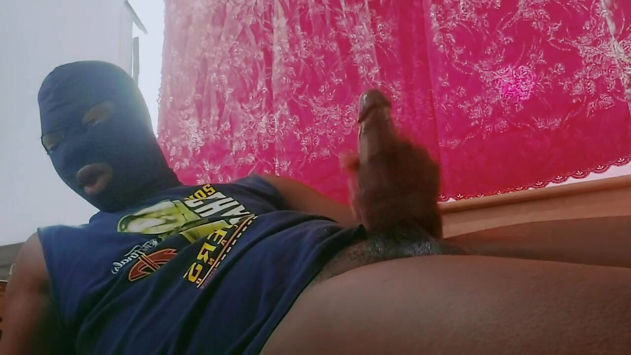 I Jerking off and Cum in My Girlfriends Bestfriends Dorm - Almost Caught