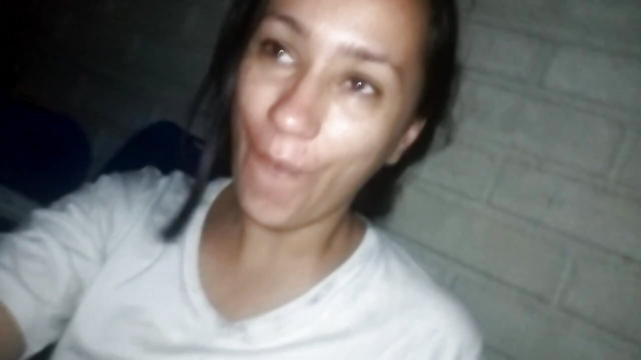 I Masturbate on the Balcony of My House in Front of My Neighbors and I Have a Squirting