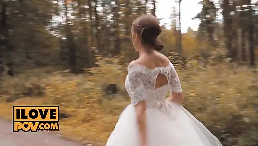 POV - luxusmädchen, das einen fremden fickt, nachdem er vor ihrer hochzeit geflohen ist