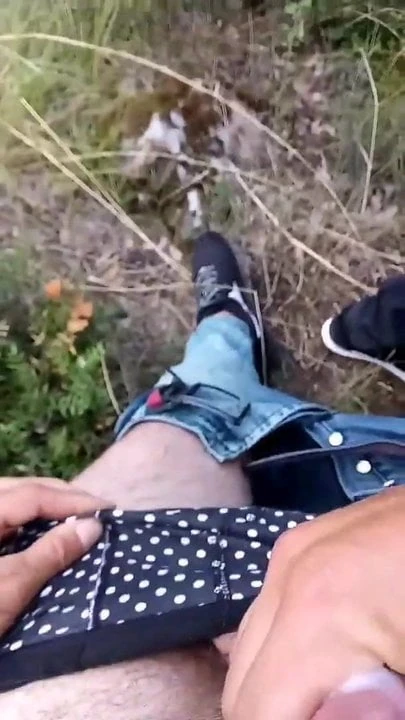 Amateur Turkish - Ormanda da sikis.OHHH geliyorrrrrr