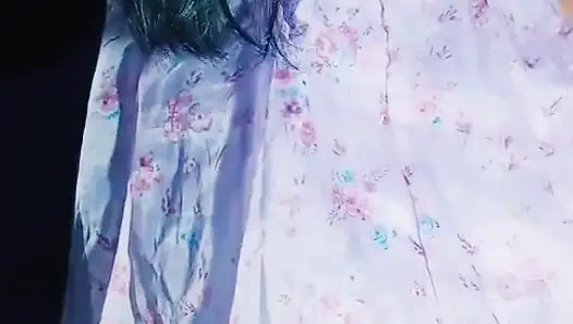 Девушка дези в коротких платьях Piya