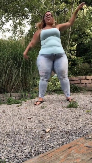 BBW PAWG MILF (großer Arsch) - 08