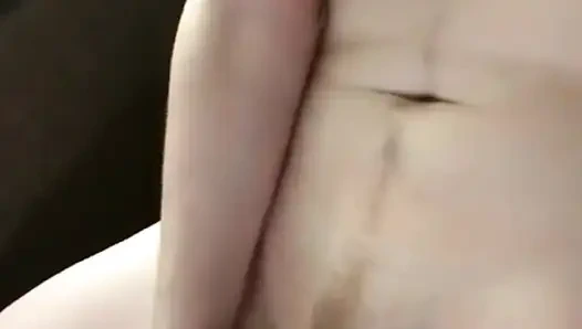 Şeytan dildosunda sert boşalıyor