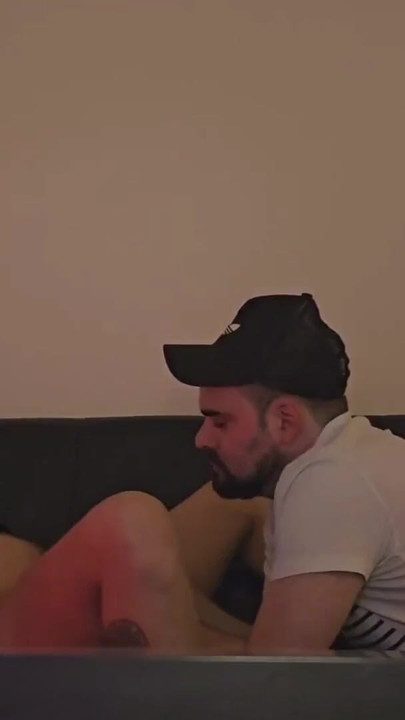 Trenutak koji morate vidjeti iz filma "Moja udana susjeda traži zabavu sa mnom"