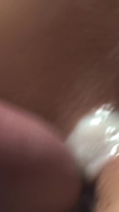 Penetrasjoner og creampie filmet med et makroobjektiv i detalj | Klipp 3