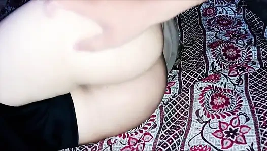 Delhi white girl takes policeman's entire cock in her big ass