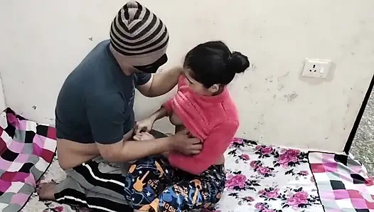 Seeing the nurse alone, the patient pressed her breasts and fucked her.