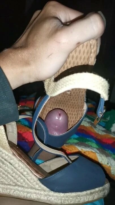 heavy load on  wedge sandal