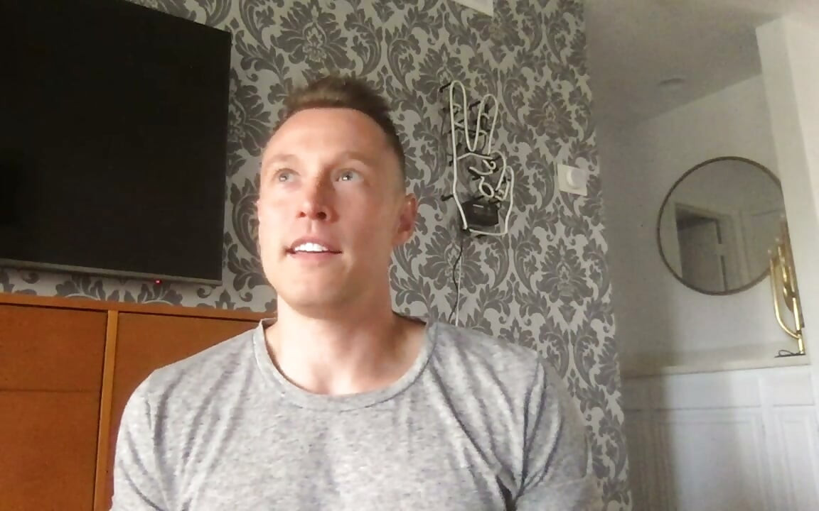 It Takes a Village for Gay Sex Chat
