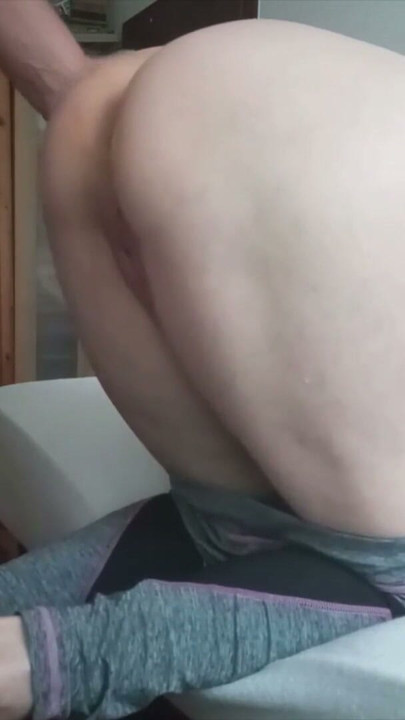 Amateur Big Ass MILF gets anal in the morning | Clip 3