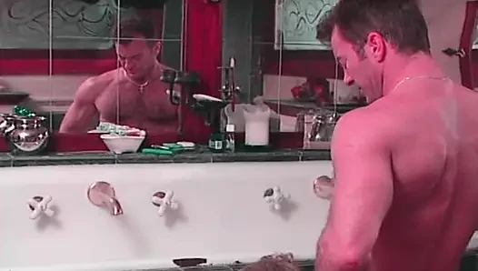 Brunette menggoda di kamar mandi: kesenangan oral yang penuh gairah