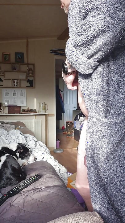 Just a Few Vids of Me Playing with Myself While Mrs Is Out