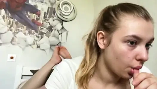 Sloppy dildo blowjob with jucielussie and slapping ass