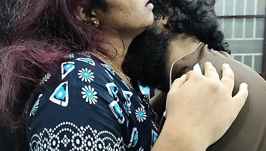 Lippensperre, halskuss und heiße romantik mit mädchen mallu