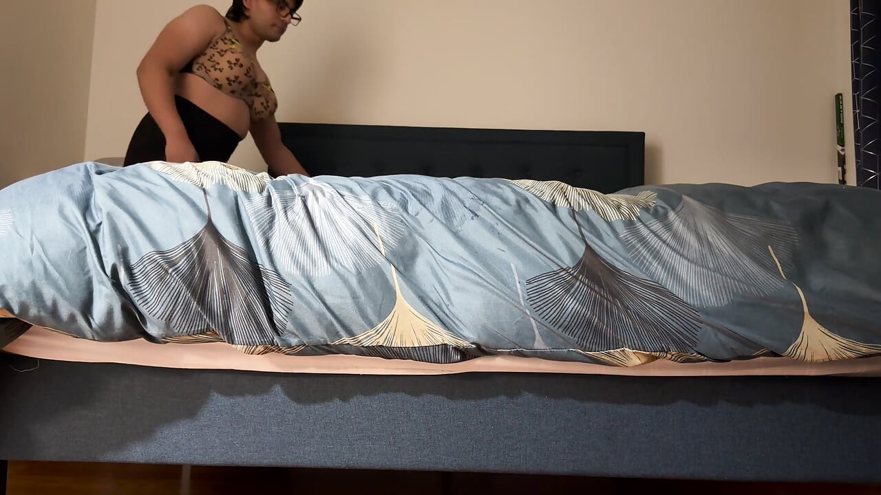 เล่นตูดกับลูกปัดทางตูด