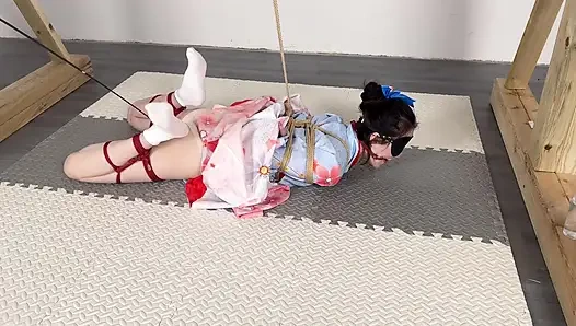 Güneşli bir günde kimono giymenin doruk versiyonu