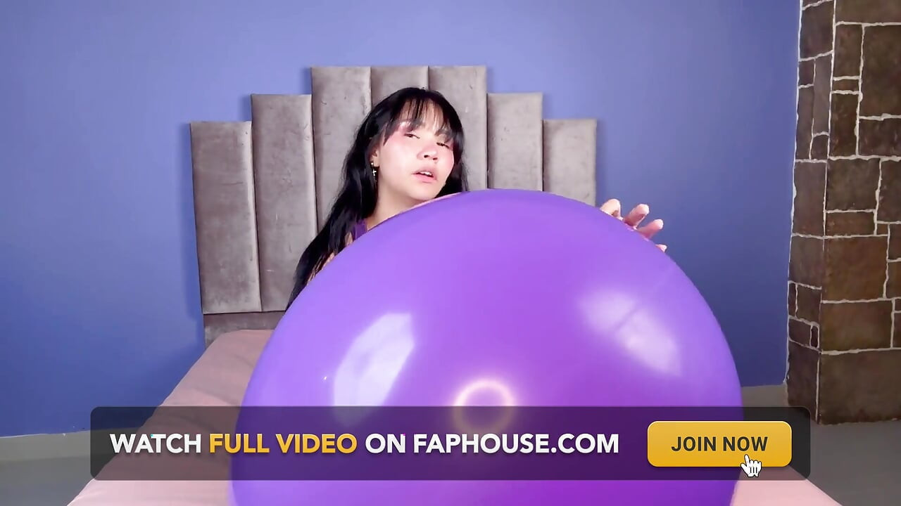 My Ass Vs Giant Ballon