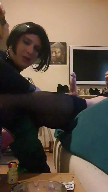 Thrilling moment from "Sexychantal zu Besuch bei Schwester S."