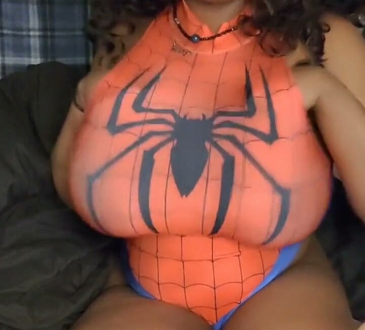 Jeu de seins