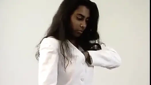 Ebony Babe From Germany Posing on Photo Casting