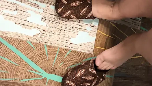 Zara Charm: Natural Hairy Striptease & Sock Fetish Session