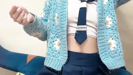 Hana Trägt Schulmädchen Cosplay Für Ihre Neue Arbeits-sex-cam