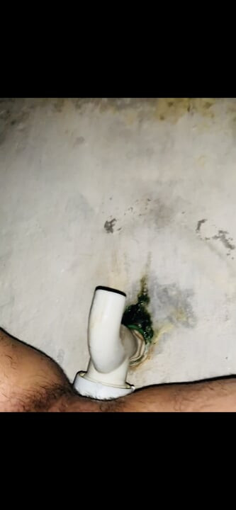 Sinoć sam se osjećao pomalo nemirno, pa sam otišao u kupaonicu, dodirnuo se prstom i osjećao sam se jako dobro