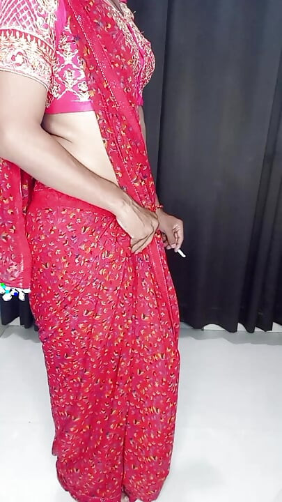 Gorgeous sexy red saree wearing like my stepmom sexy figur
