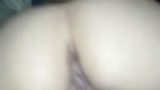 Kız arkadaşım onu sikmemi istiyor