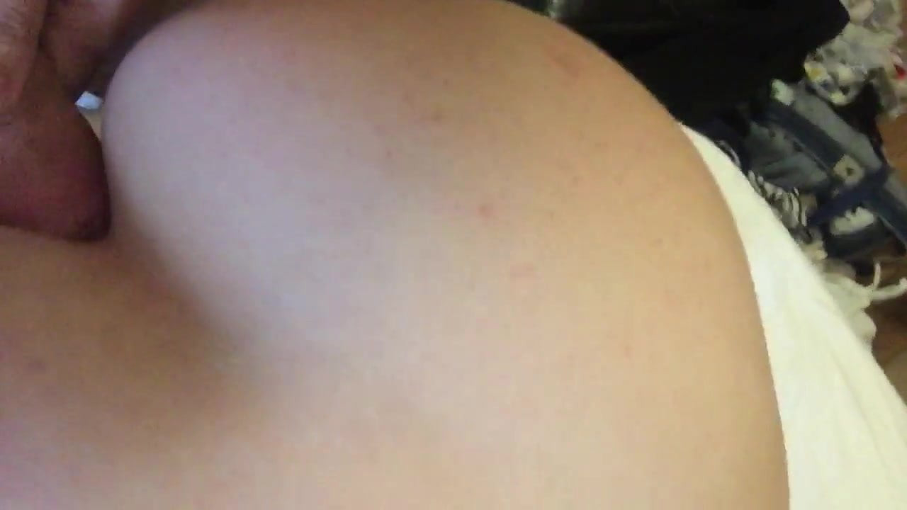 Barebacking a tight ass
