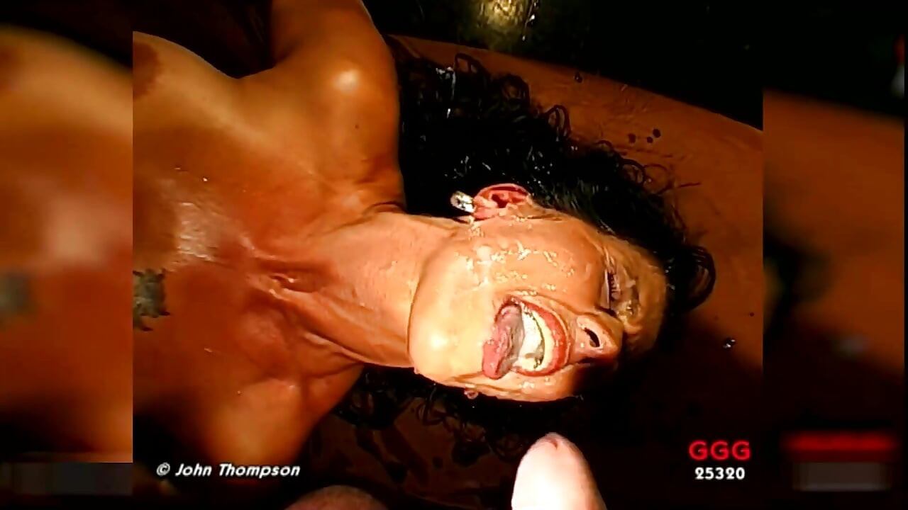 Ggg - Monja Sperma Swing Sperma udată pe față